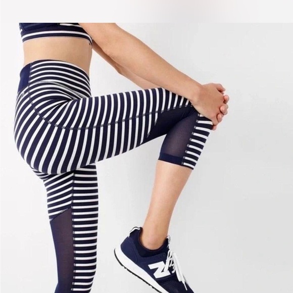 JCrew x New Balance Cropped Stripped Leggings With Mesh Size XS - Picture 1 of 10